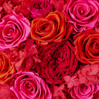 Creme Jardin Dôme - Red by La Fleur Lifetime Flowers