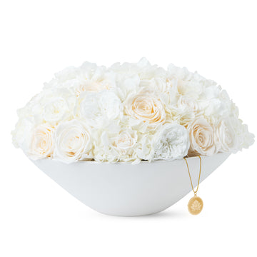 Grandiose Jardin - White by La Fleur Lifetime Flowers