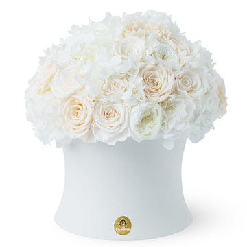 Creme Jardin Dôme - White by La Fleur Lifetime Flowers